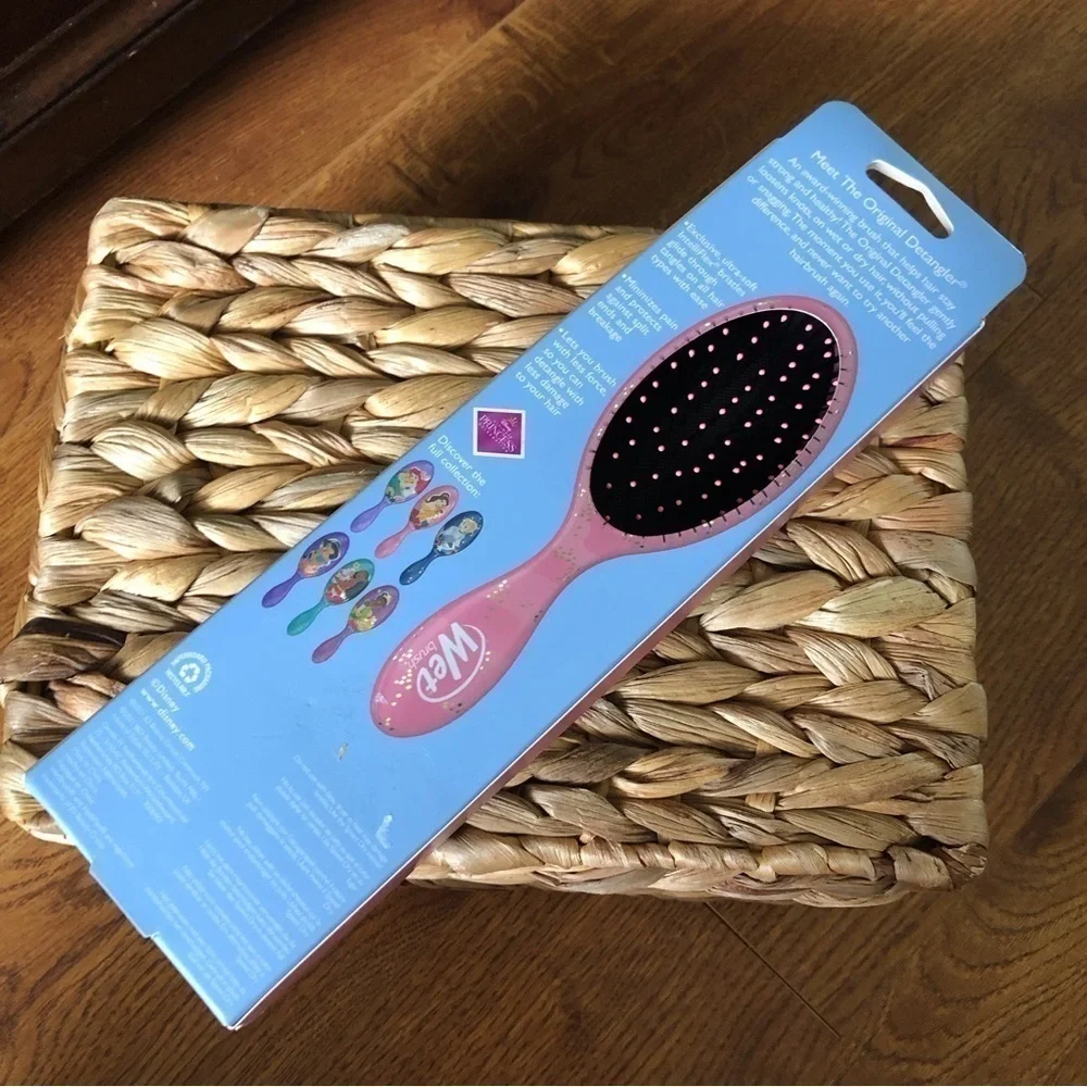 Wet brush disney